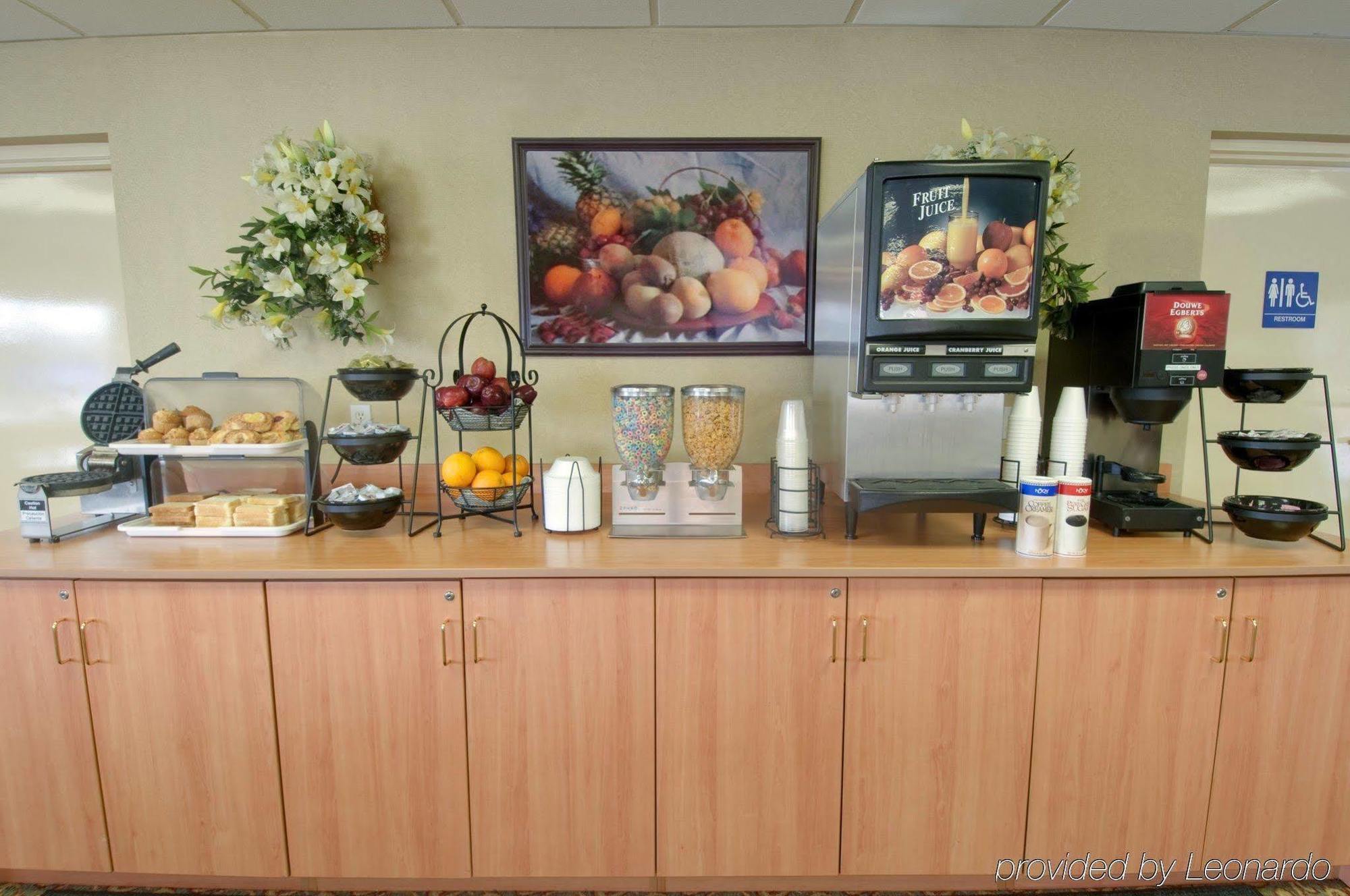 H3 Inn & Suites - Lax Airport - Los Angeles Inglewood Restaurant photo